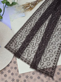 شال طرح قلب و ستاره گل برجسته 75*200مشکی زاغ وارداتی