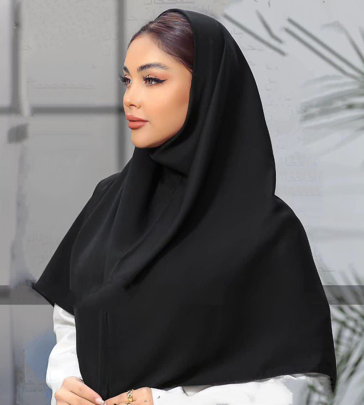 مقنعه کرپ ابعاد ۹۰ اداری مشکی زاغ